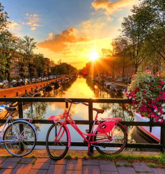 Wooden City - 2in1 - Houten Legpuzzel - Bikes In Amsterdam - 37,5x25,4cm 5 Wooden City - 2in1 - Houten Legpuzzel - Bikes In Amsterdam - 37,5x25,4cm - Afbeelding 3